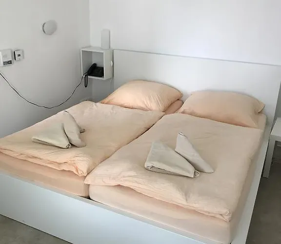 Guest house Centrum Salvator 2*