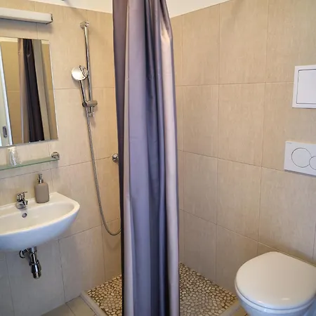 Centrum Salvator Pensionat 2*